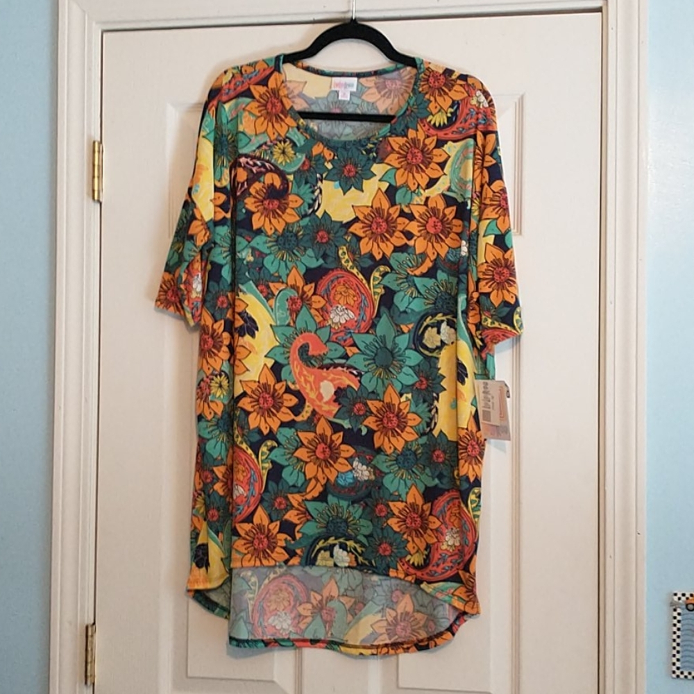 Lularoe Irma Top